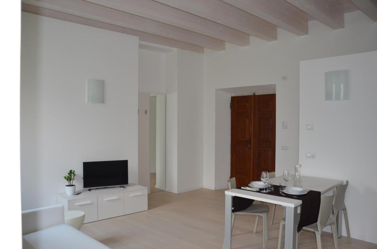 Palazzo Oltre Apartment Arco Phòng bức ảnh