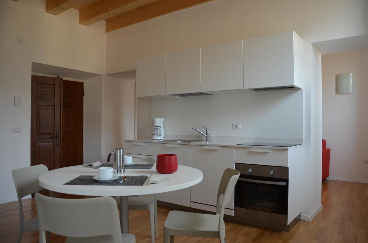 Palazzo Oltre Apartment Arco Phòng bức ảnh